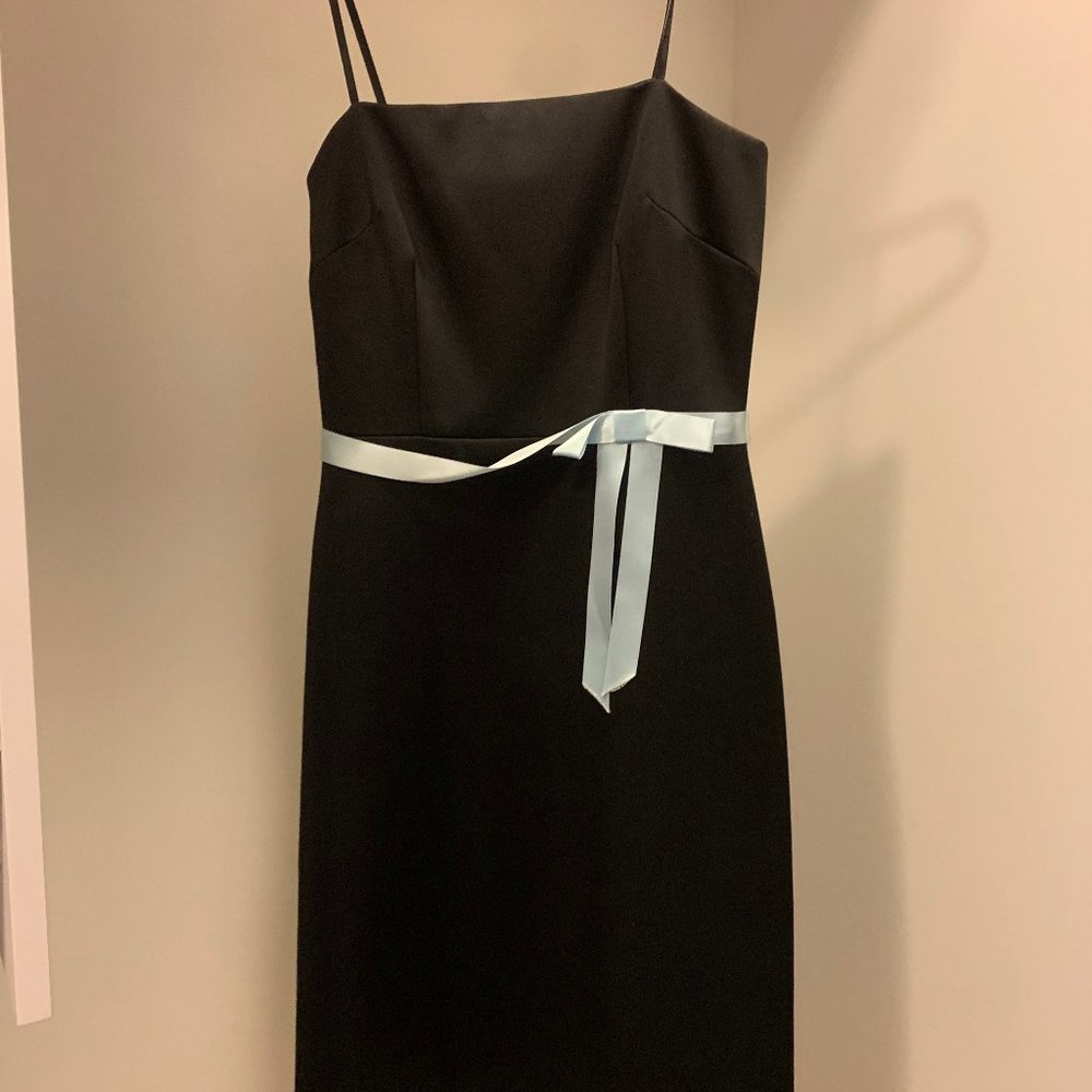 Laundry by Shelli Segal Strapless Black Formal Dress size 2 with blue bow